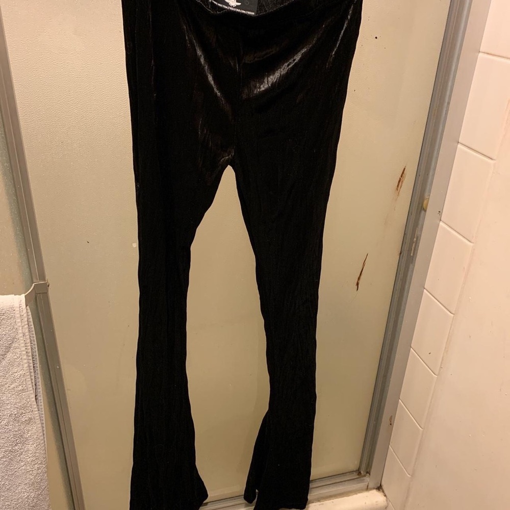 Killstar shiny black velvet leggings